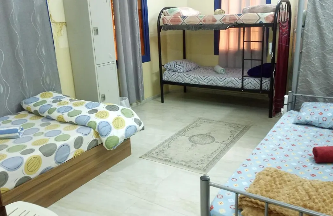 Salem House Hostel Nizwa-1
