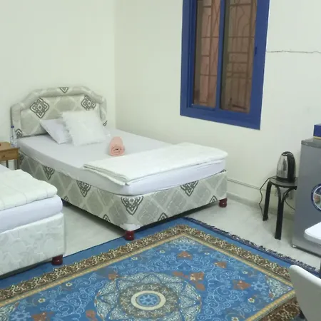 Salem House Hostel Nizwa-3